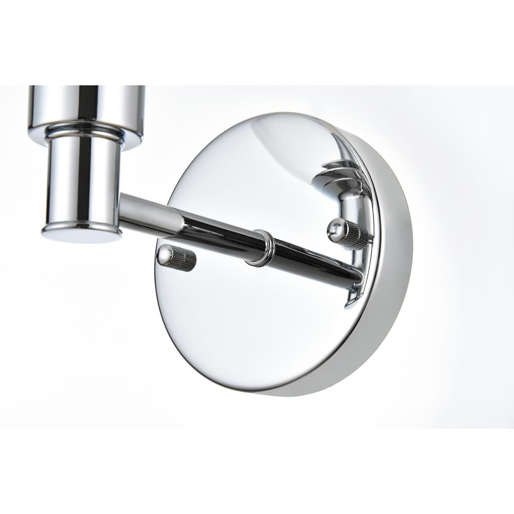 Jaelynn 1 light Chrome and Clear Bath Sconce. Picture 5