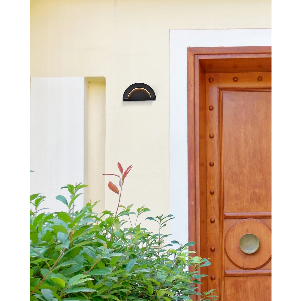 Raine Integrated Led Wall Sconce  In Black. Picture 6