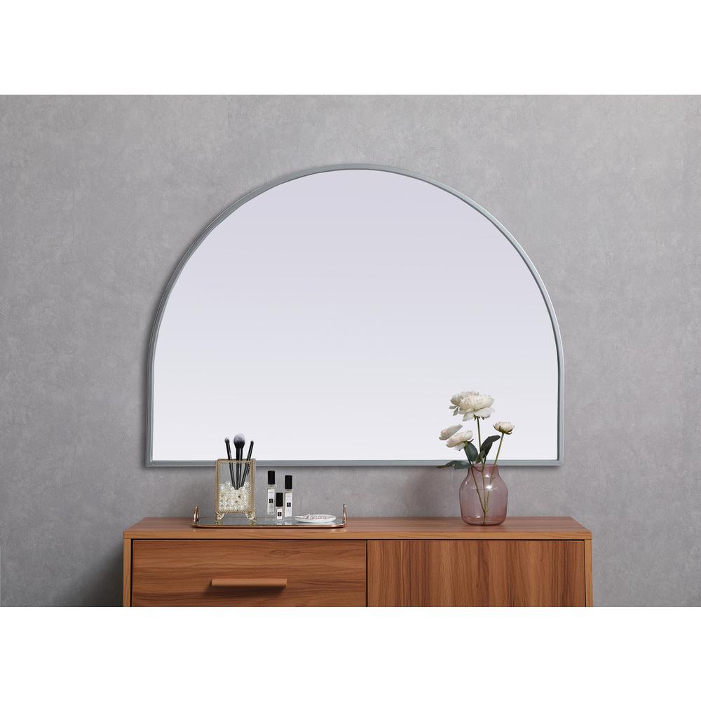 Metal Frame Arch Mirror 33x24 Inch in Silver. Picture 3