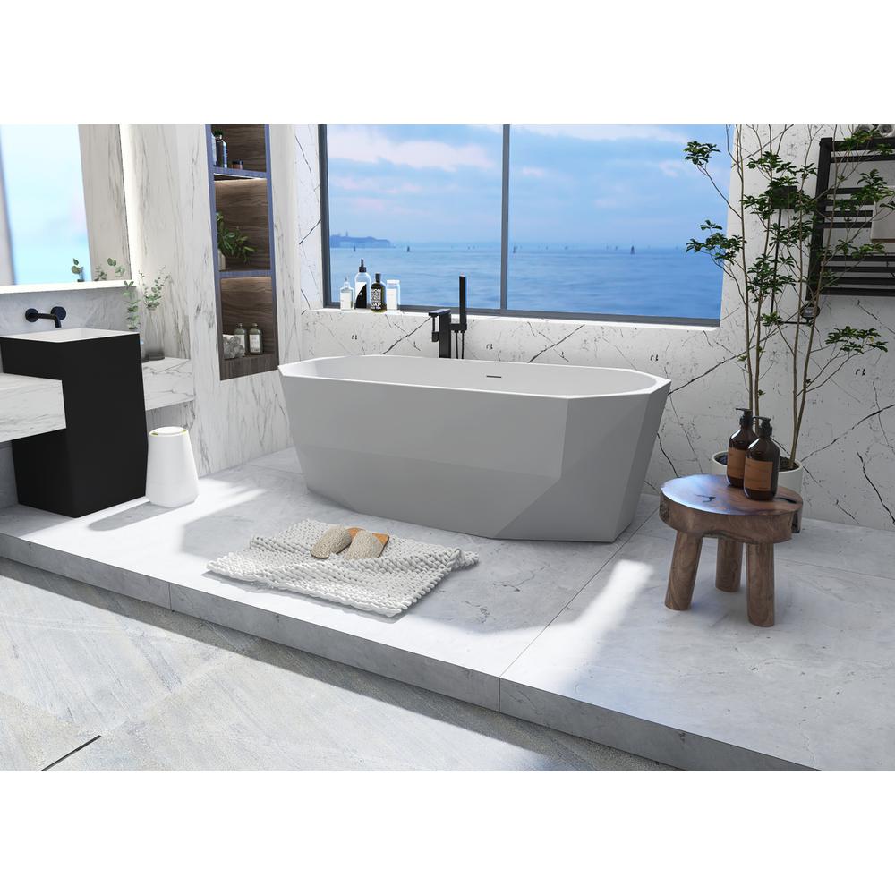 67 inch soaking diamond style bathtub in glossy white. Picture 2