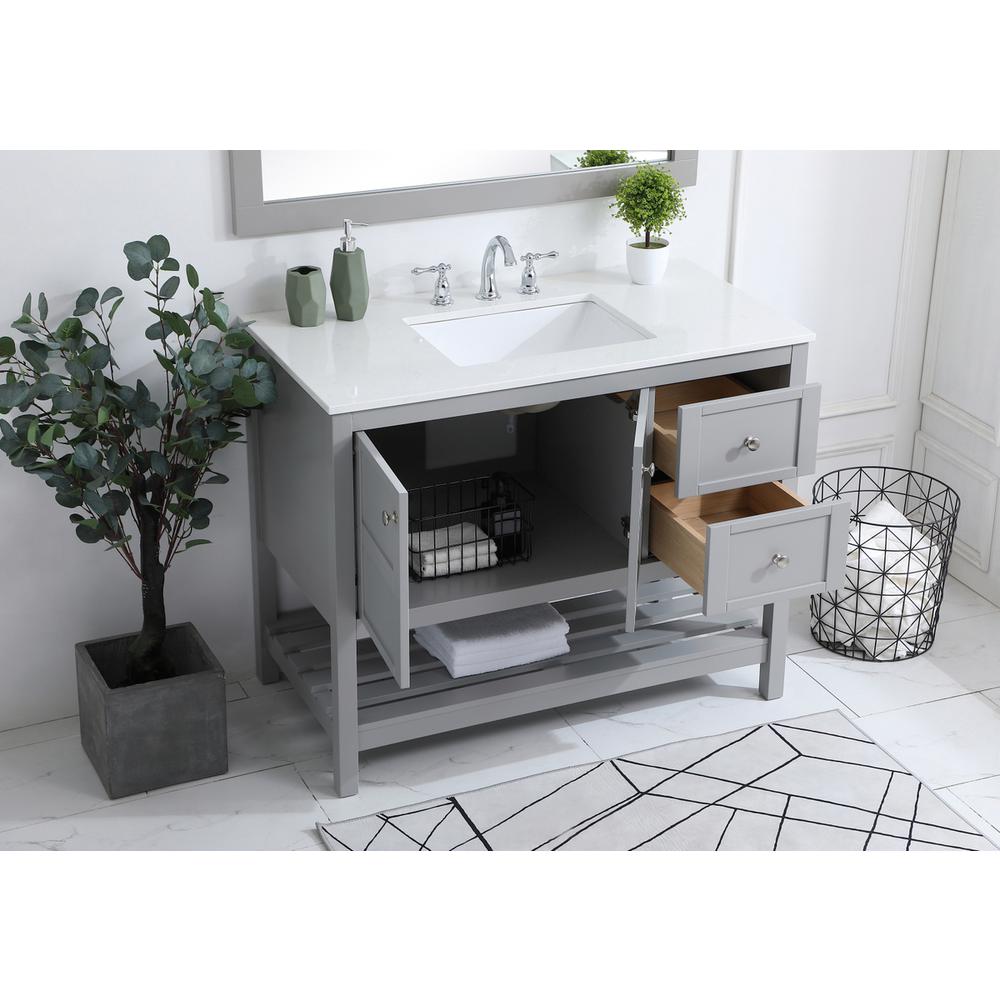 42 inch Single Bathroom Vanity in Gray. Picture 3