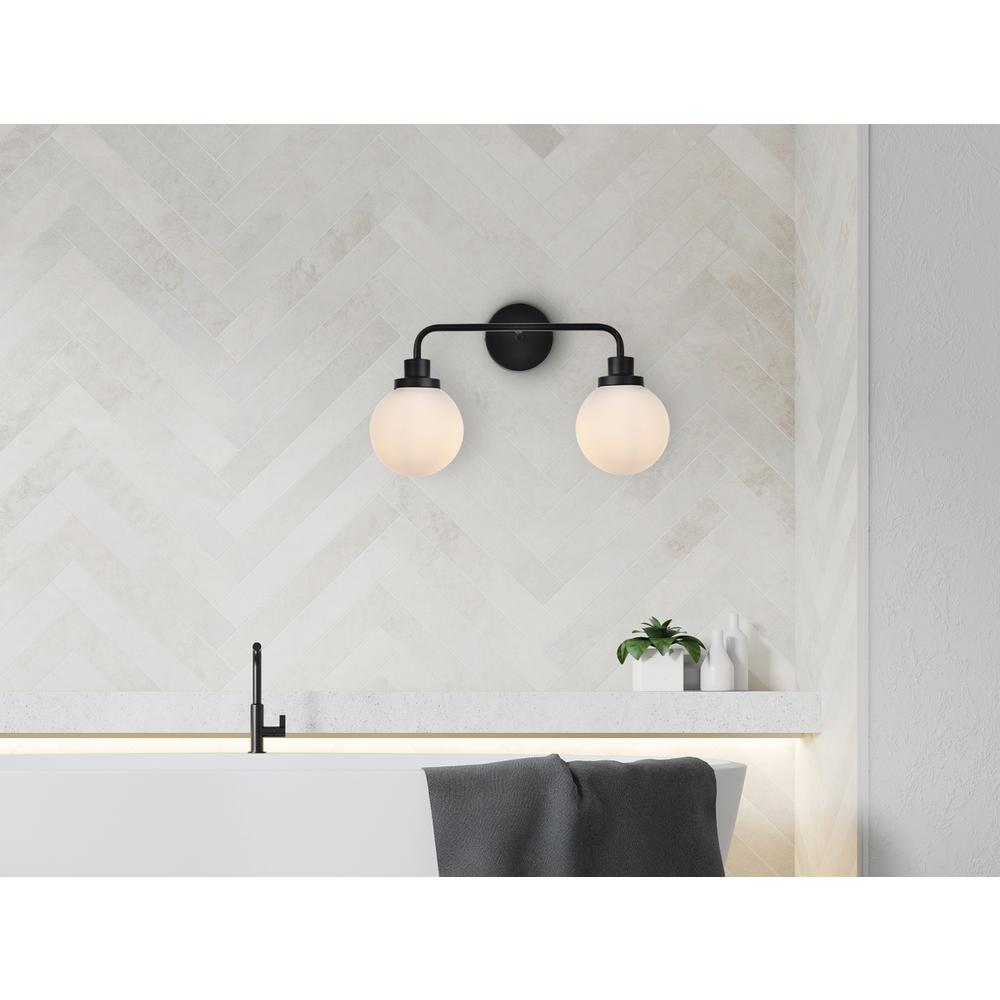 Hanson 2 lights bath sconce in black with frosted shade. Picture 6