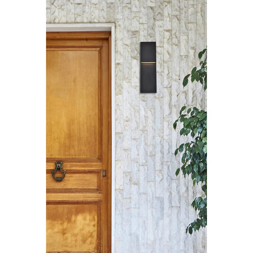 Raine Integrated LED wall sconce in black. Picture 5