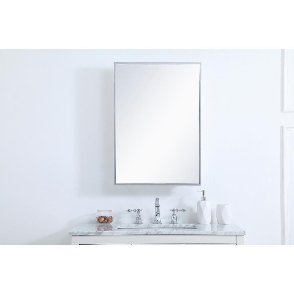 Metal mirror medicine cabinet 20 inch x 28 inch in silver. Picture 8