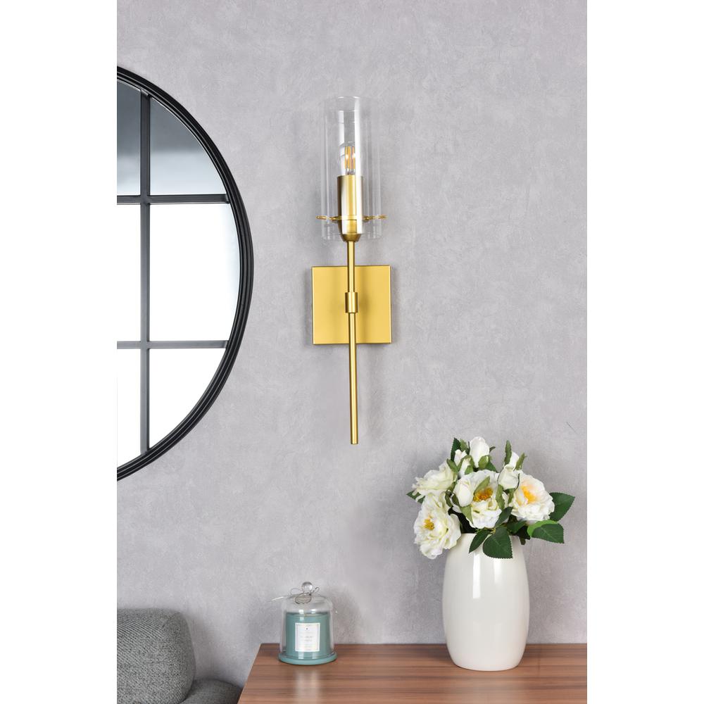 Elsreth 1 light brass wall sconce. Picture 6