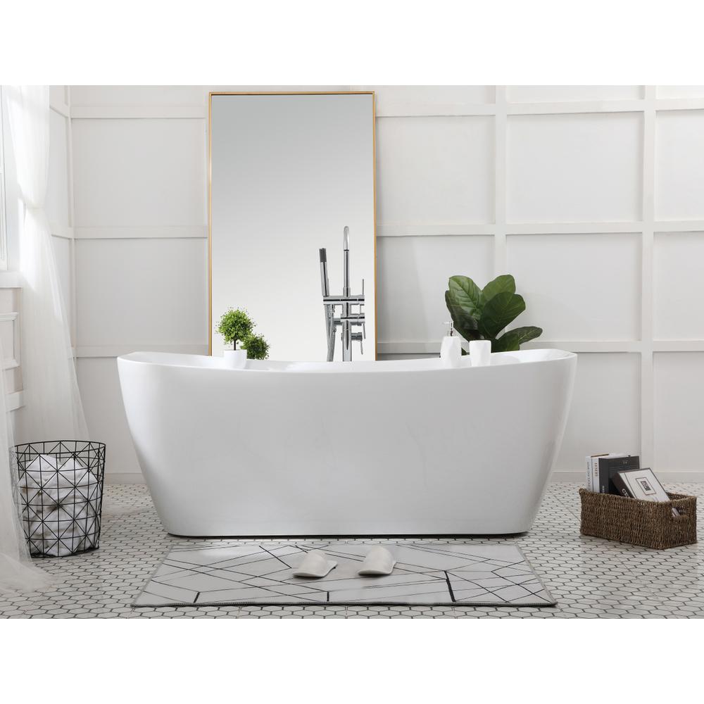 67 inch soaking bathtub in glossy white. Picture 14