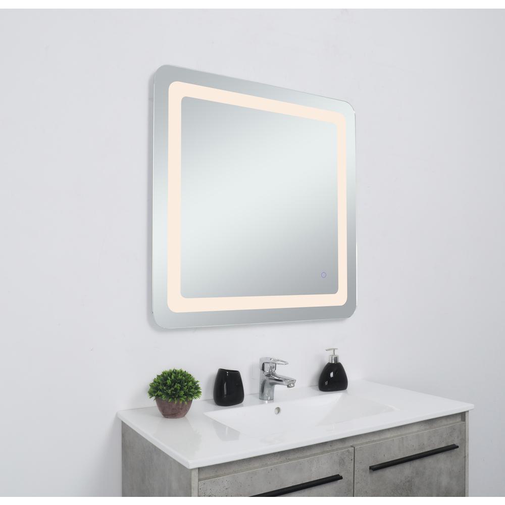Genesis 30in x 30in soft edge LED mirror. Picture 3