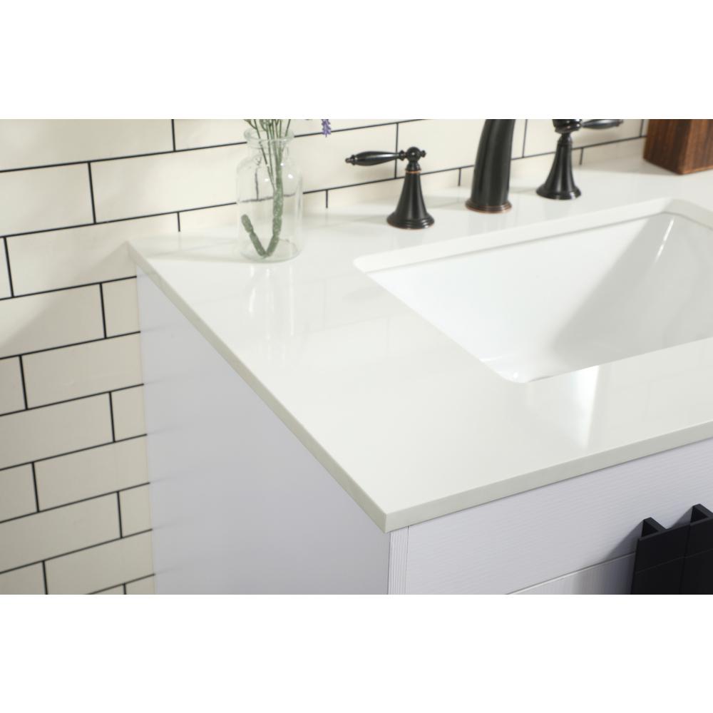 32 inch Single bathroom vanity in white. Picture 5