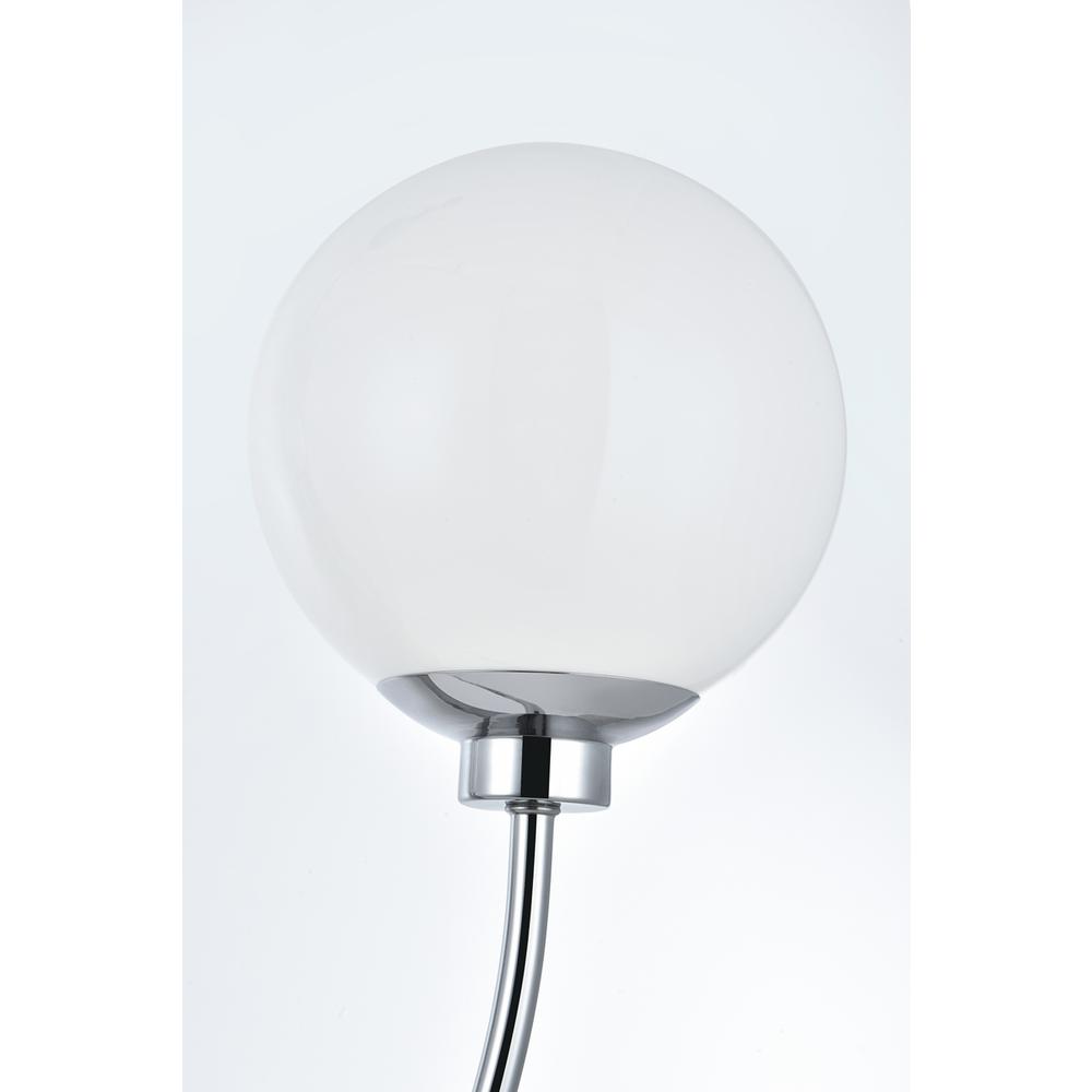 Nyomi 42 inch chandelier in Chrome. Picture 3