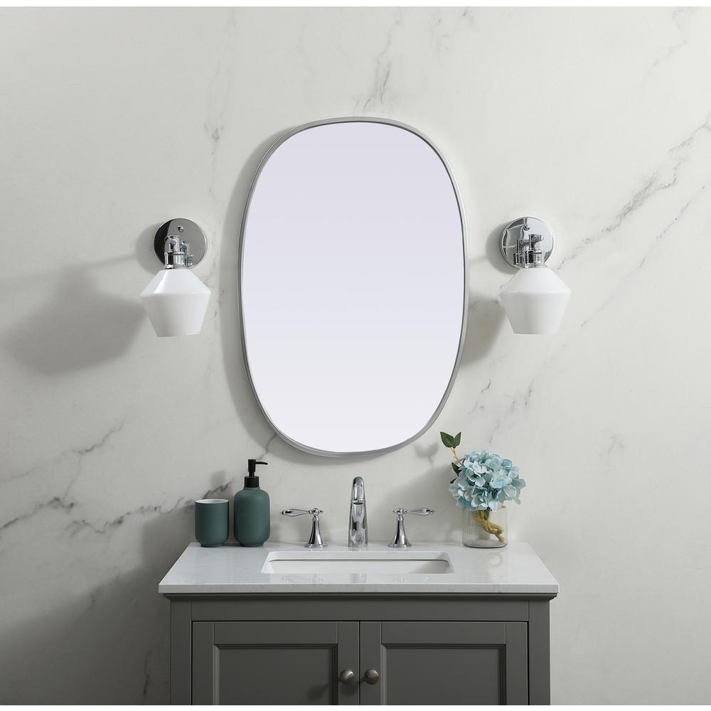 Metal Frame Oval Mirror 20x30 Inch in Silver. Picture 11