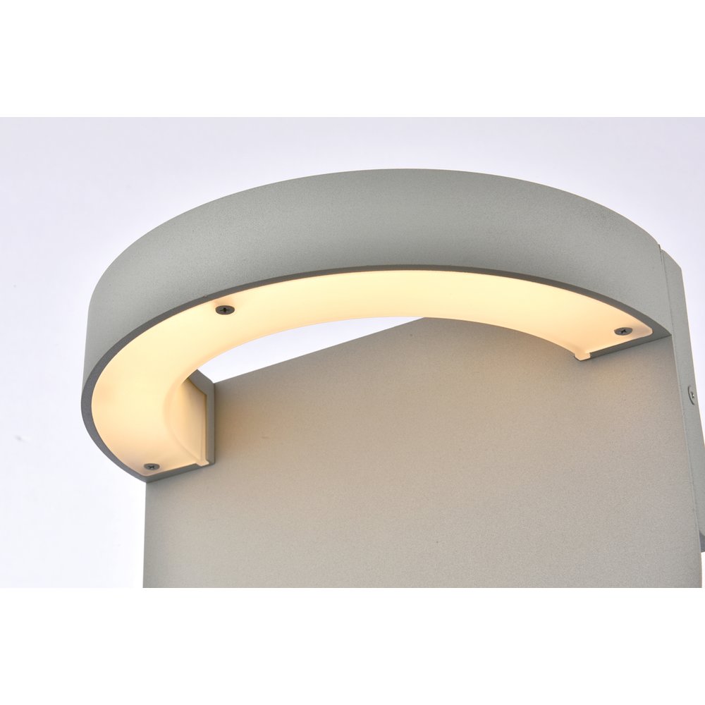 Raine Integrated Led Wall Sconce  In Silver. Picture 3