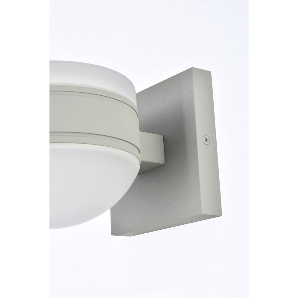 Raine Integrated Led Wall Sconce In Silver. Picture 5