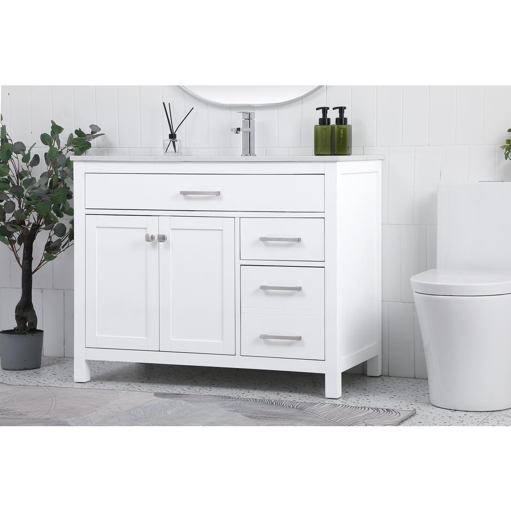 42 Inch Single Bathroom Vanity In White. Picture 2