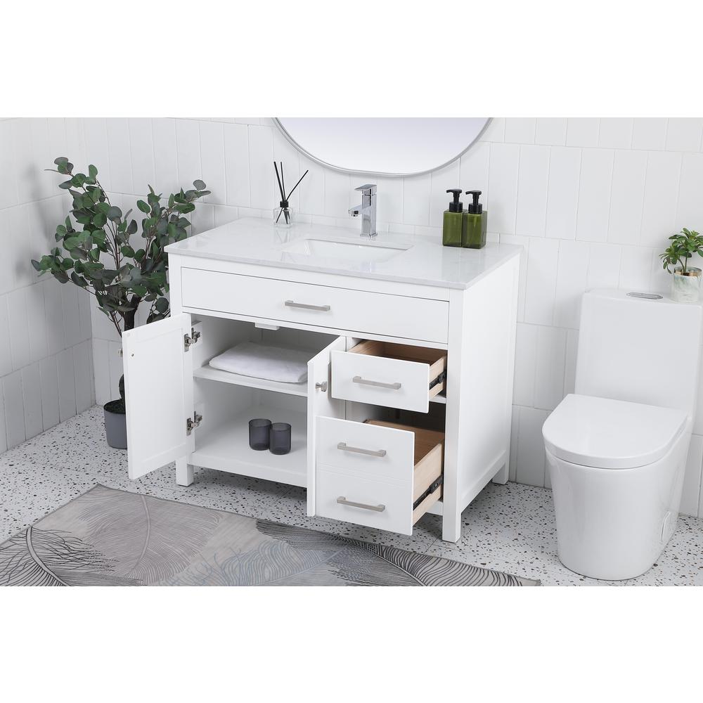 42 Inch Single Bathroom Vanity In White. Picture 3