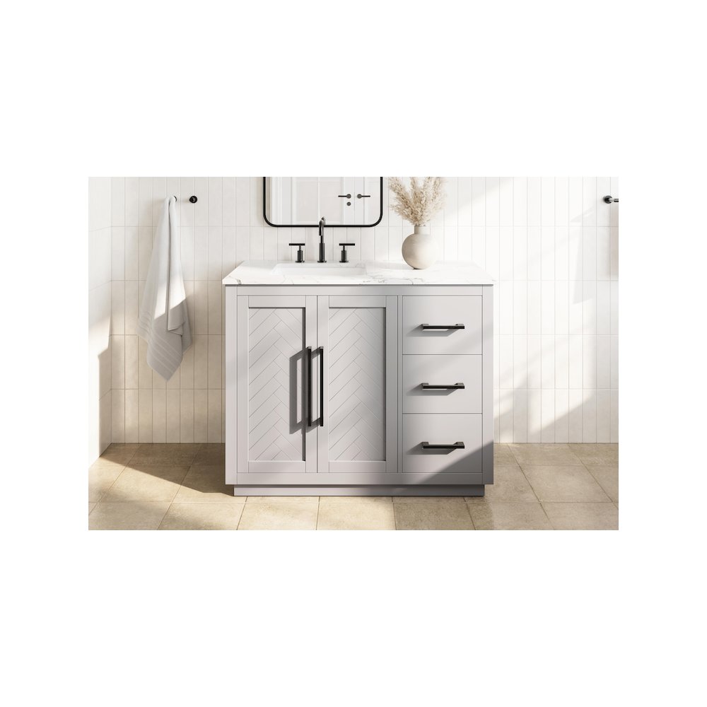 42 inch Single Bathroom Vanity in Grey. Picture 2