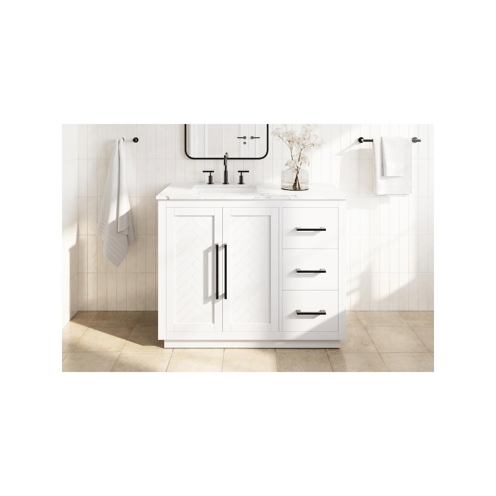 42 inch Single Bathroom Vanity in White. Picture 2