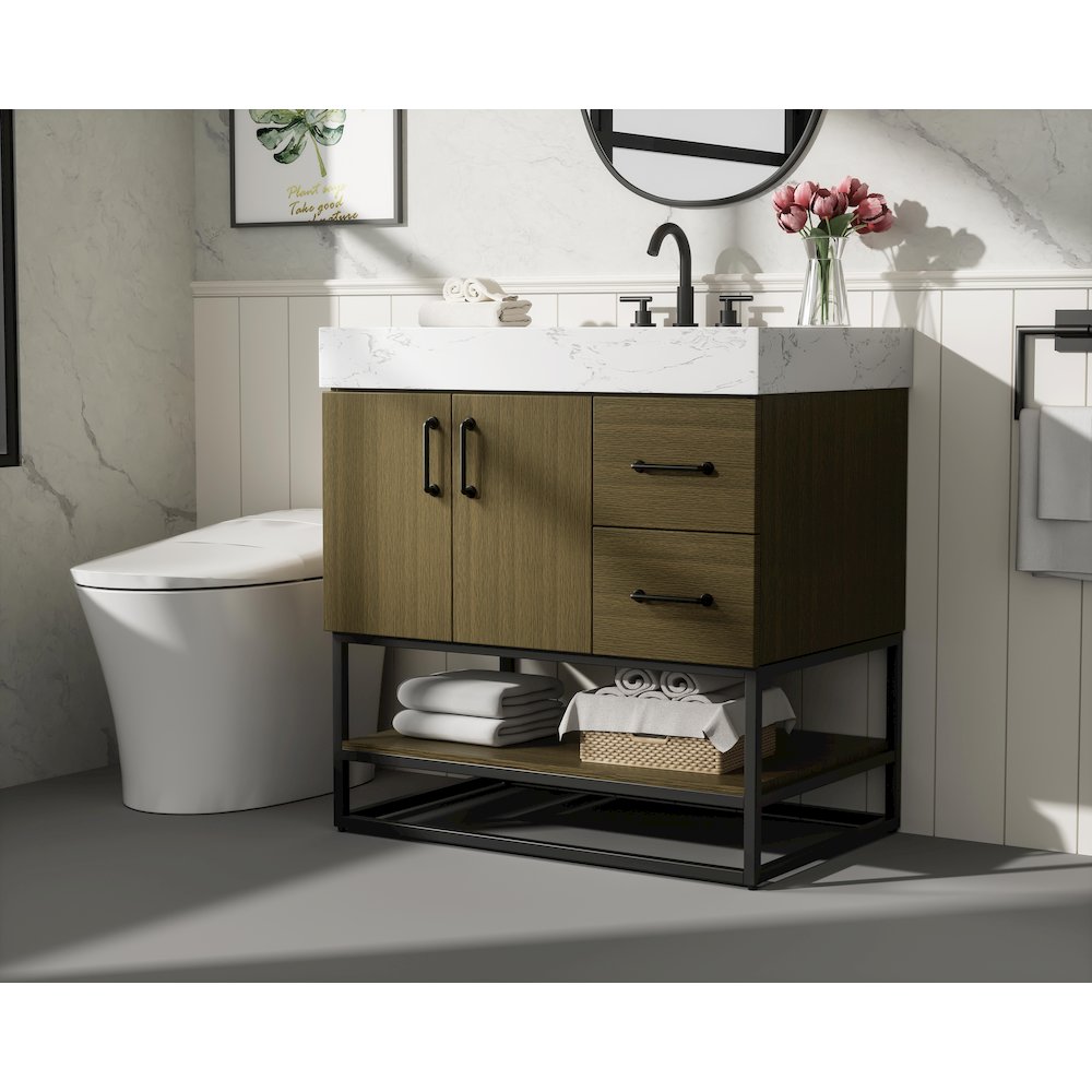 32 inch Single Bathroom Vanity in Chestnut Brown. Picture 3