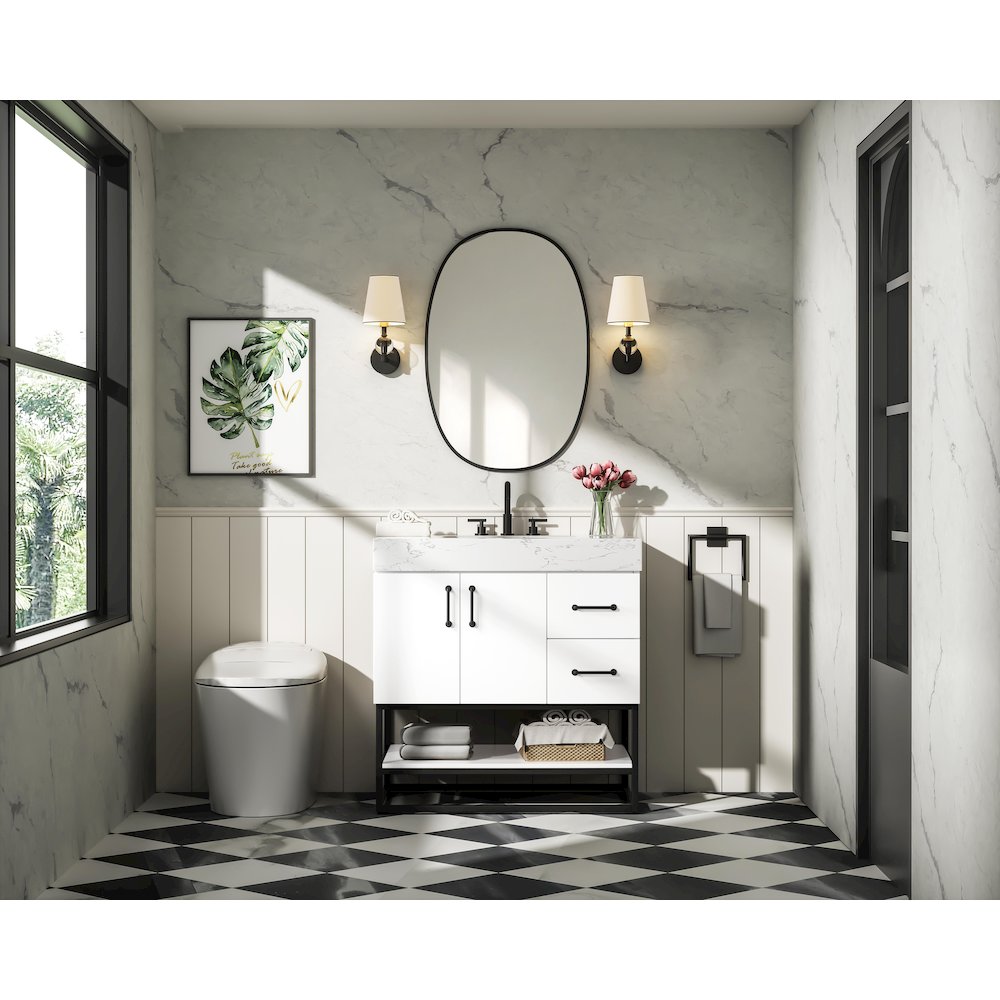 32 inch Single Bathroom Vanity in White. Picture 4