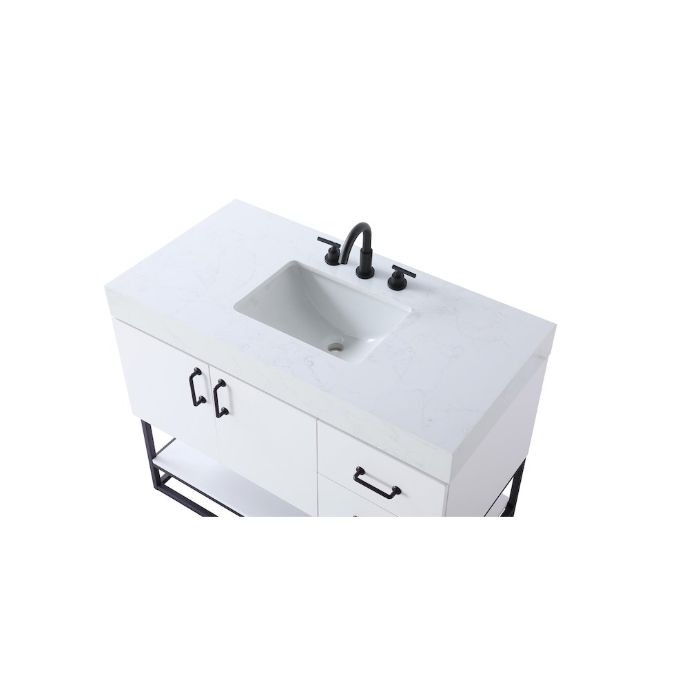 42 inch Single Bathroom Vanity in White. Picture 8