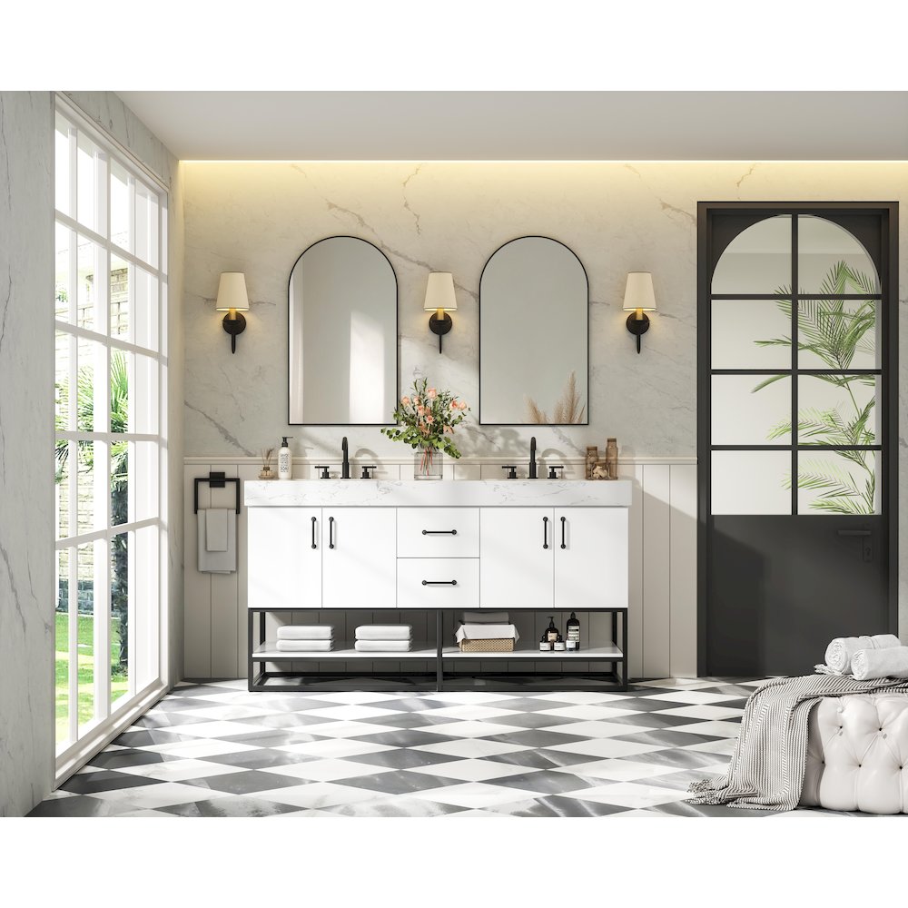 60 inch Double Bathroom Vanity in White. Picture 4