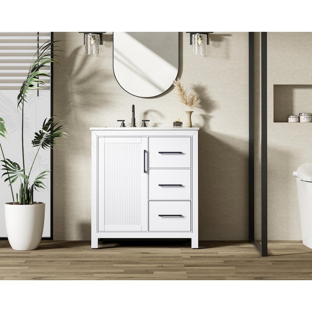 32 Inch Single Bathroom Vanity In White. Picture 2