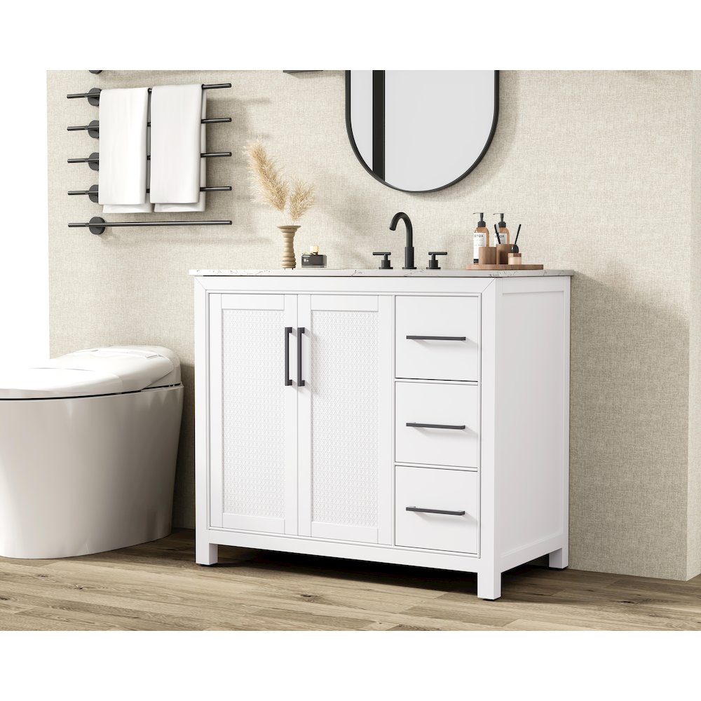 42 Inch Single Bathroom Vanity In White. Picture 3