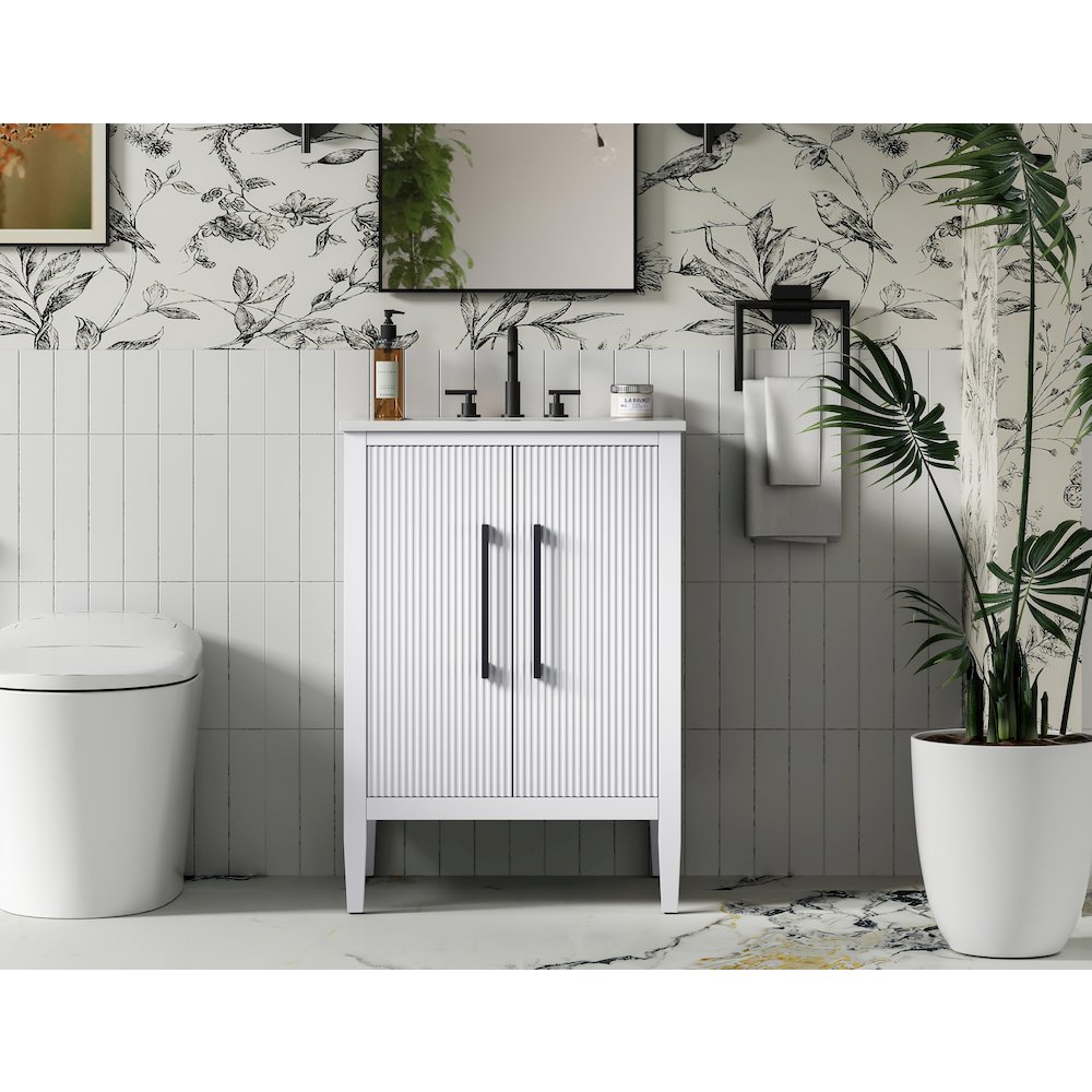 24 inch Single Bathroom Vanity in White. Picture 2