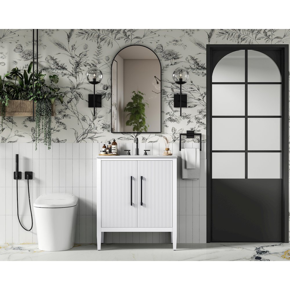 30 inch Single Bathroom Vanity in White. Picture 4