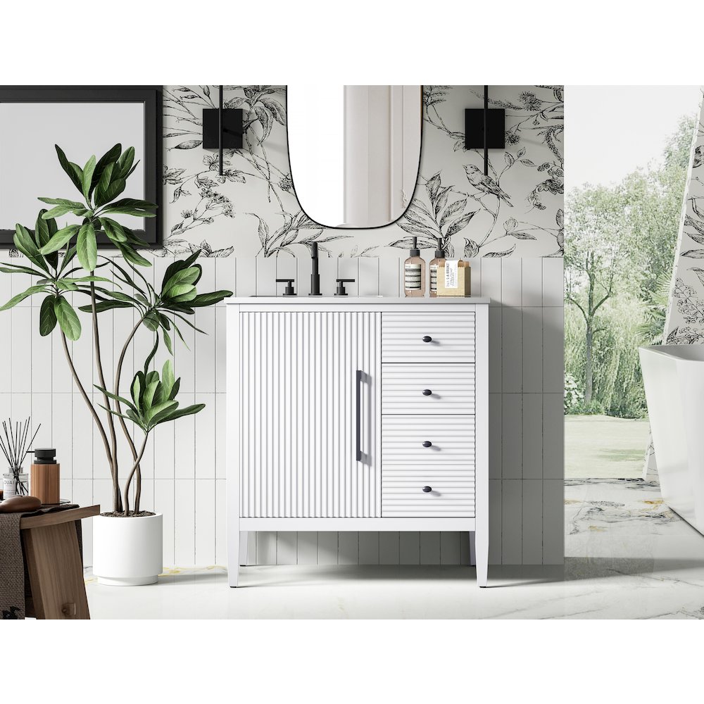 32 inch Single Bathroom Vanity in White. Picture 2