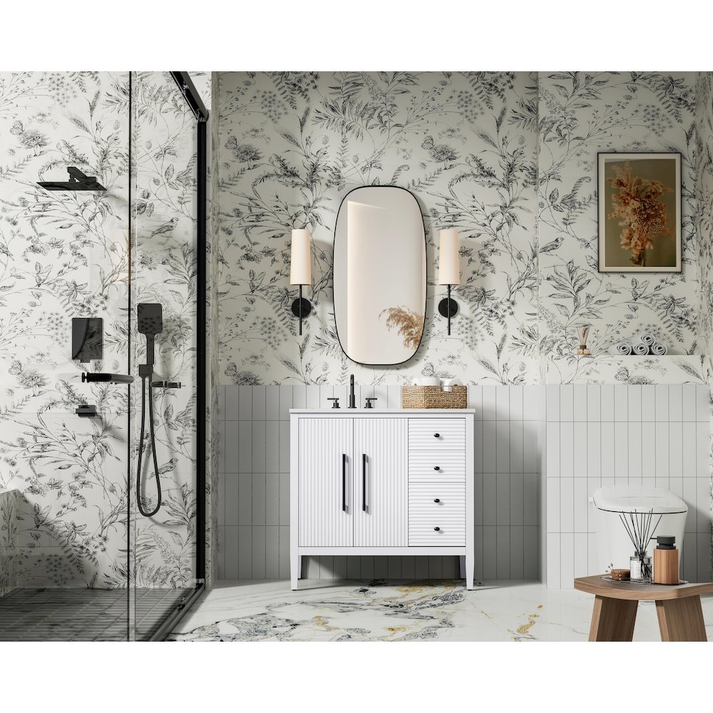 36 inch Single Bathroom Vanity in White. Picture 4