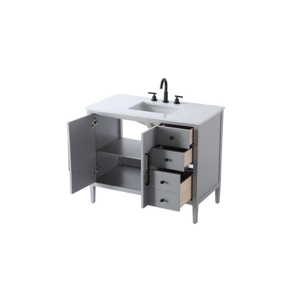 42 inch Single Bathroom Vanity in Grey. Picture 7