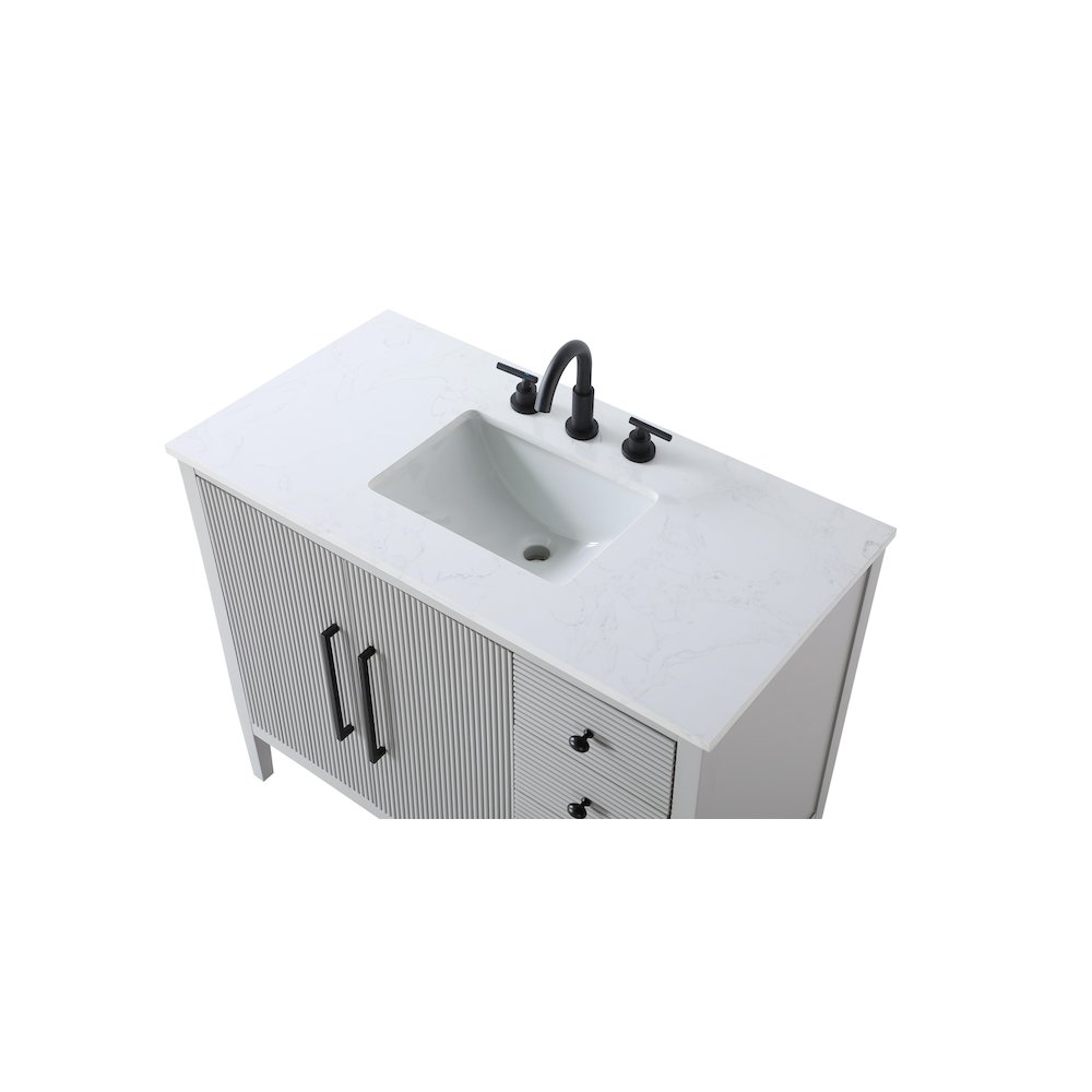42 inch Single Bathroom Vanity in Grey. Picture 8