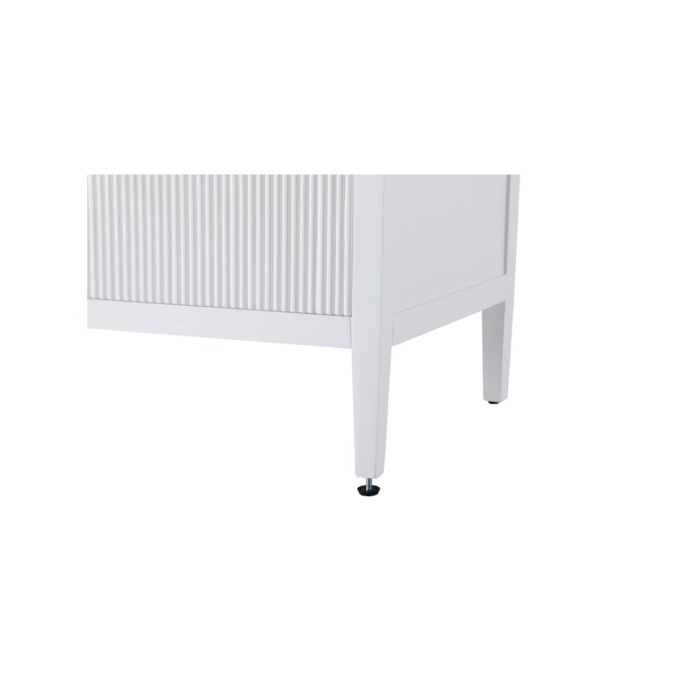 54 inch Double Bathroom Vanity in White. Picture 11