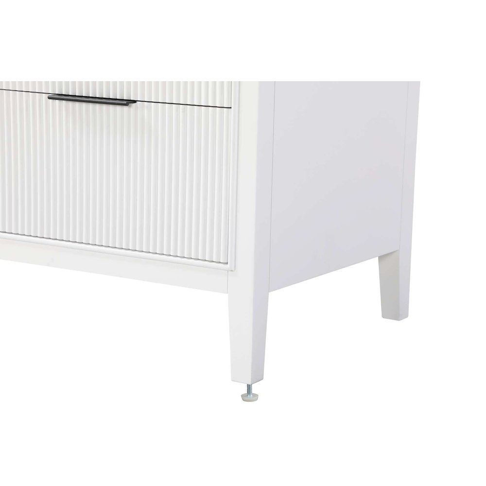 24 inch Single Bathroom Vanity in White. Picture 7