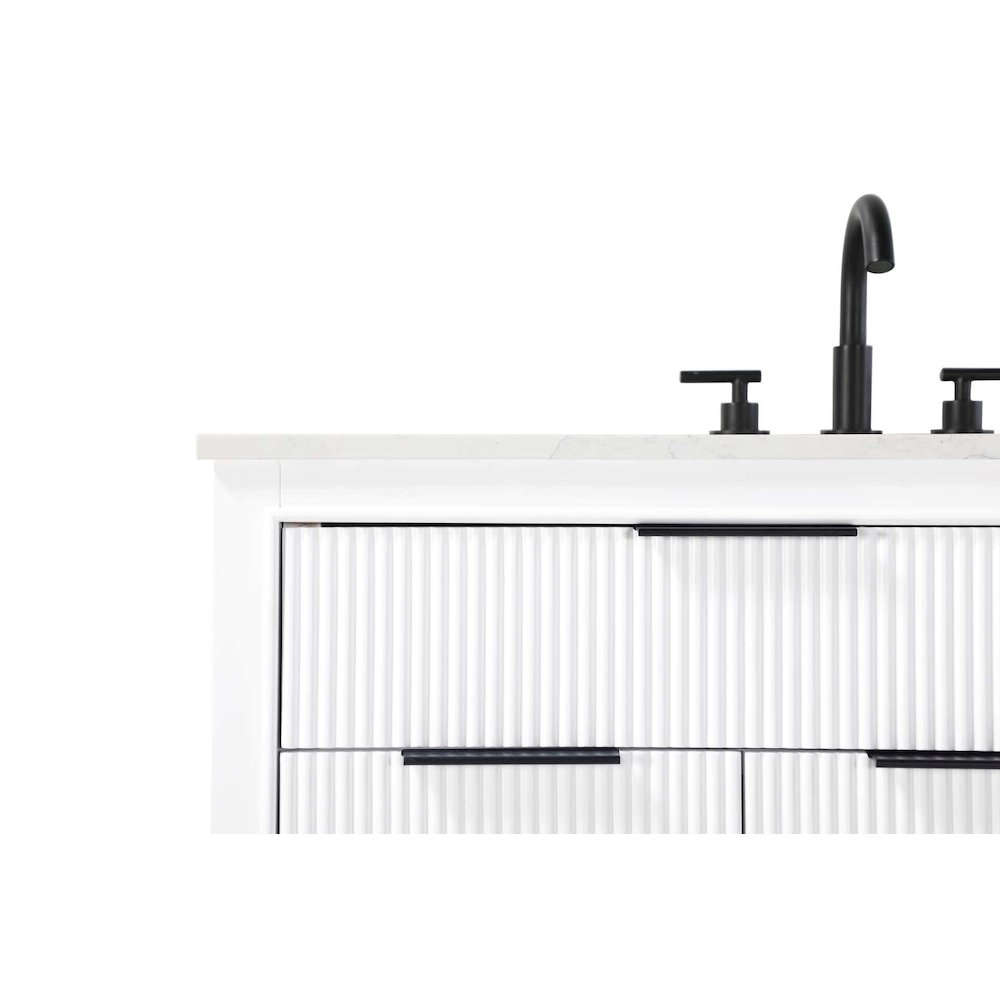 42 inch Single Bathroom Vanity in White. Picture 6
