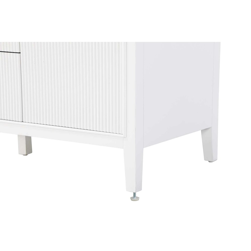 54 inch Double Bathroom Vanity in White. Picture 7