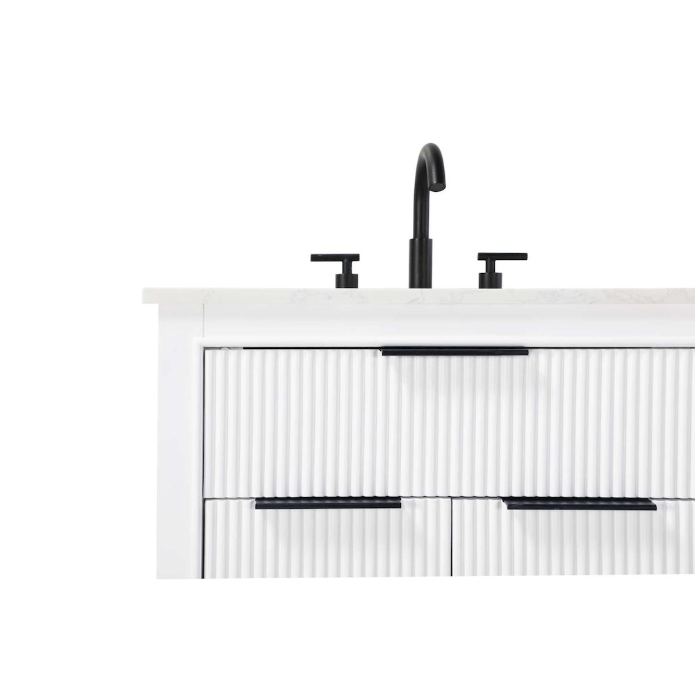 60 inch Double Bathroom Vanity in White. Picture 6