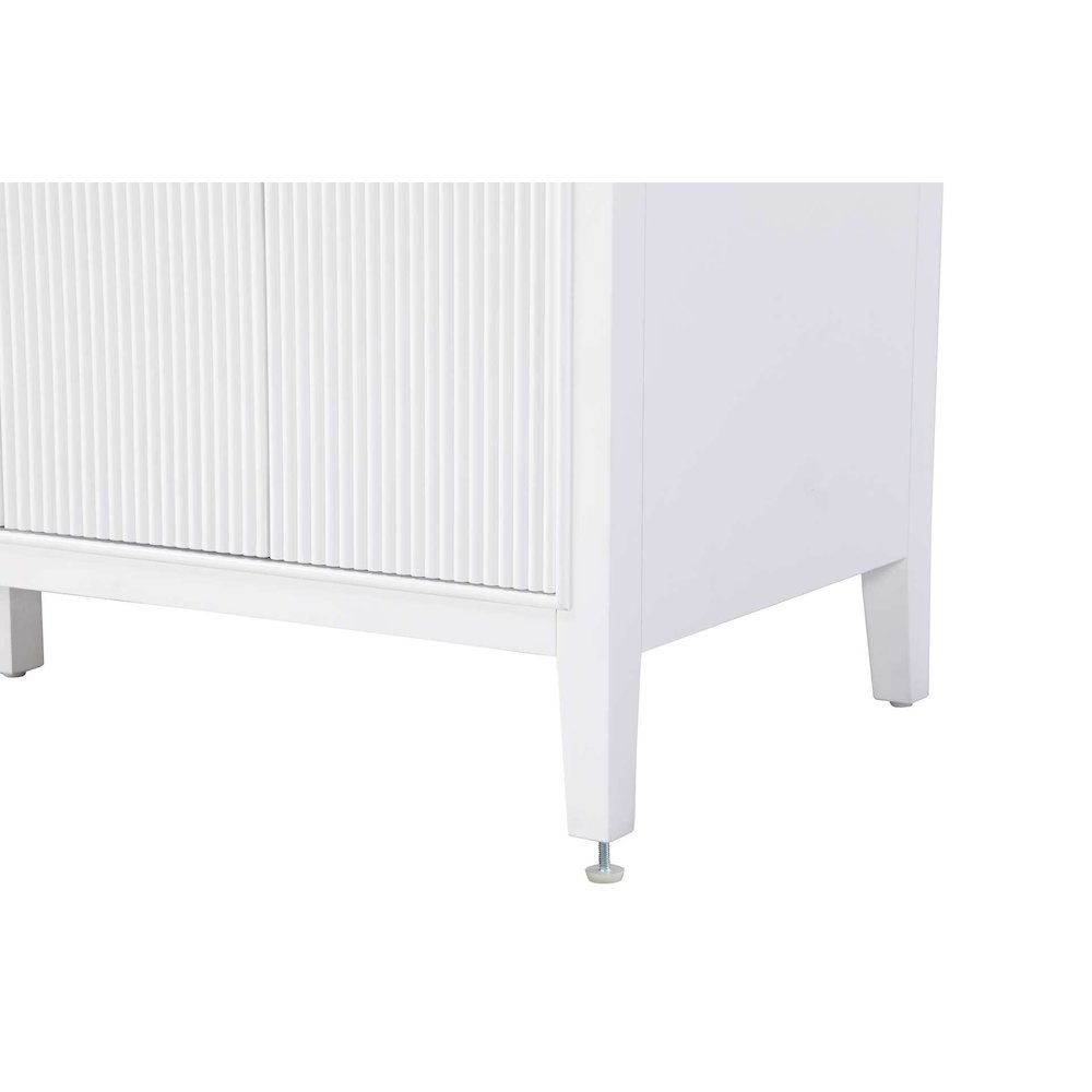60 inch Double Bathroom Vanity in White. Picture 7