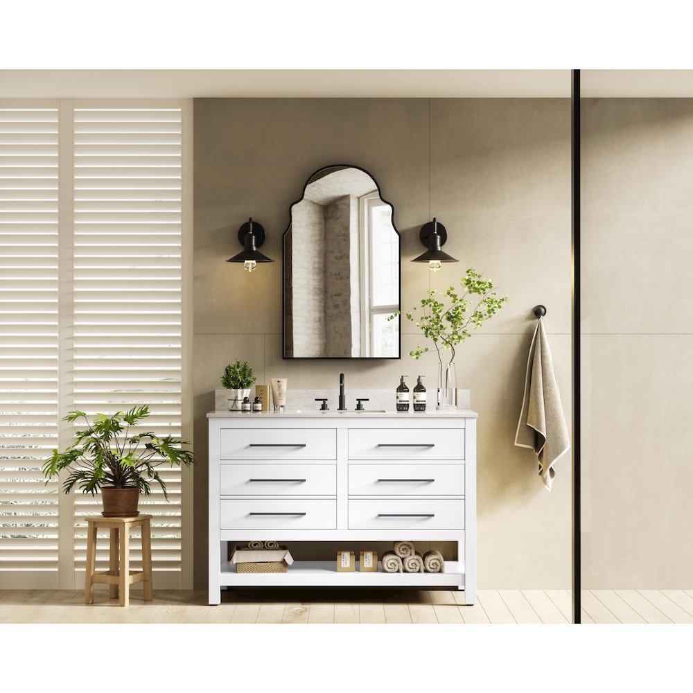 48 inch Single Bathroom Vanity in White with backsplash. Picture 4