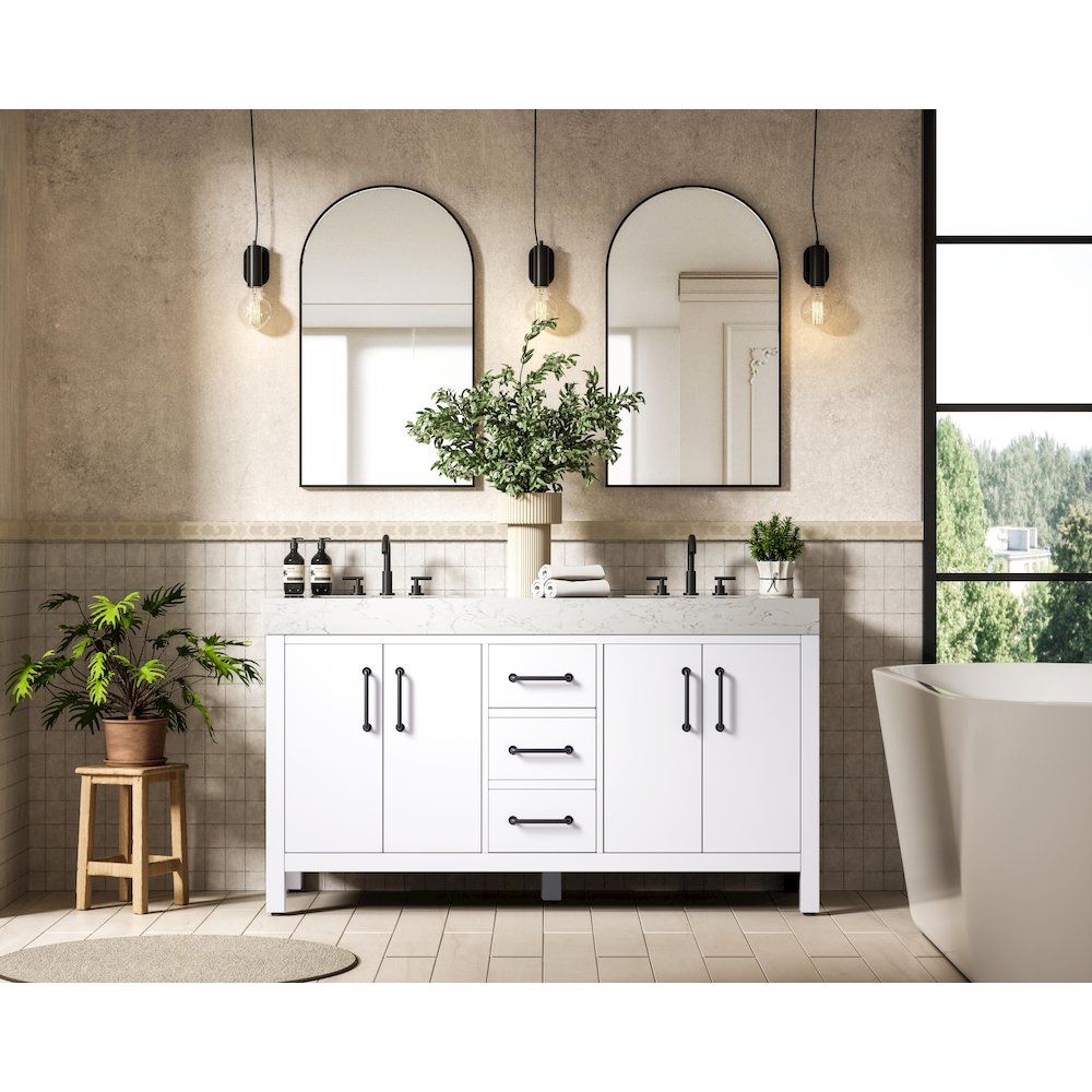 60 inch Double Bathroom Vanity In White. Picture 4