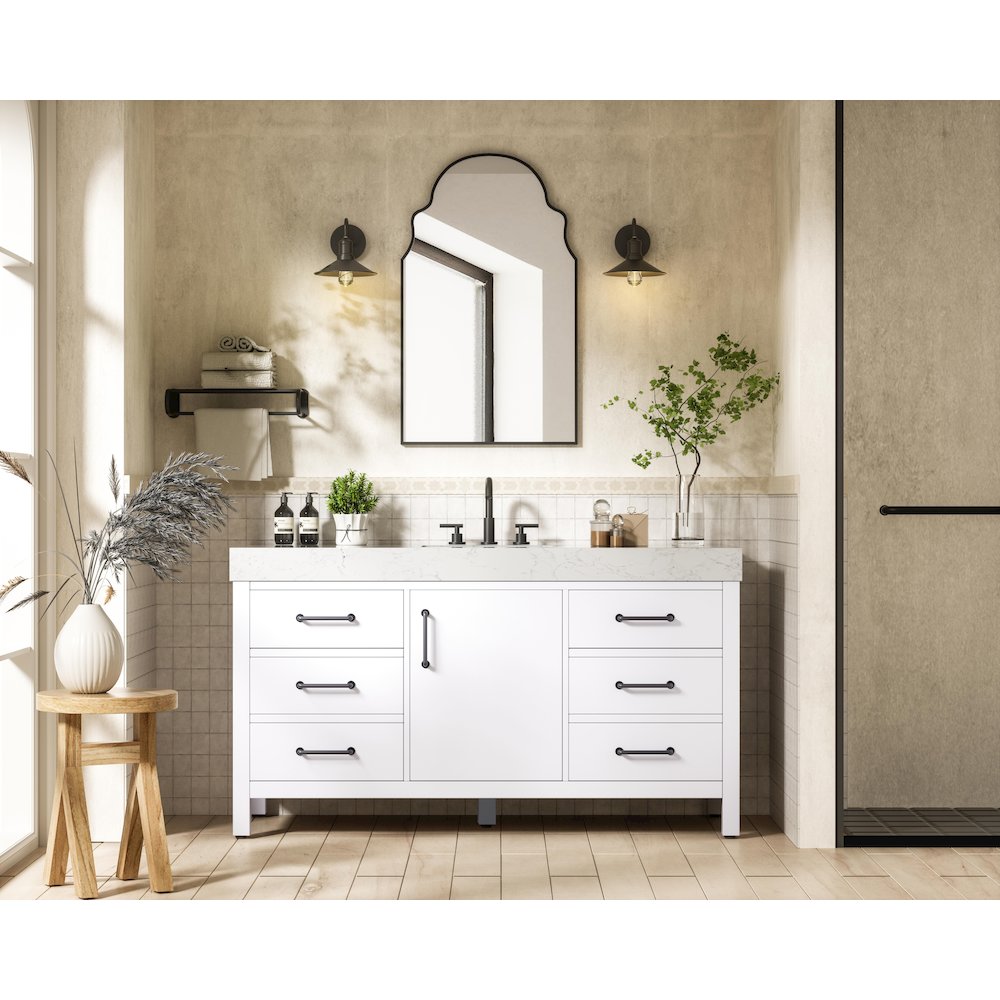 60 inch Single Bathroom Vanity In White. Picture 4