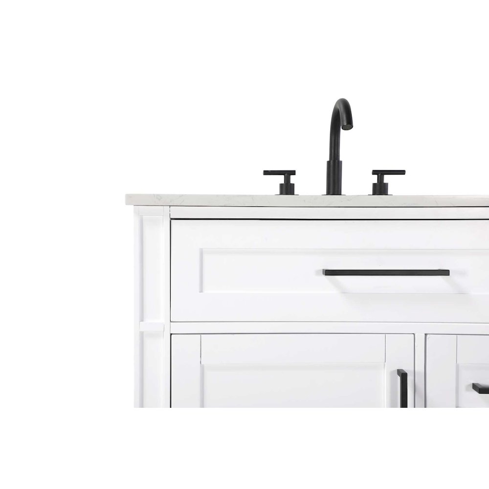 32 inch Single Bathroom Vanity in Honey White. Picture 5