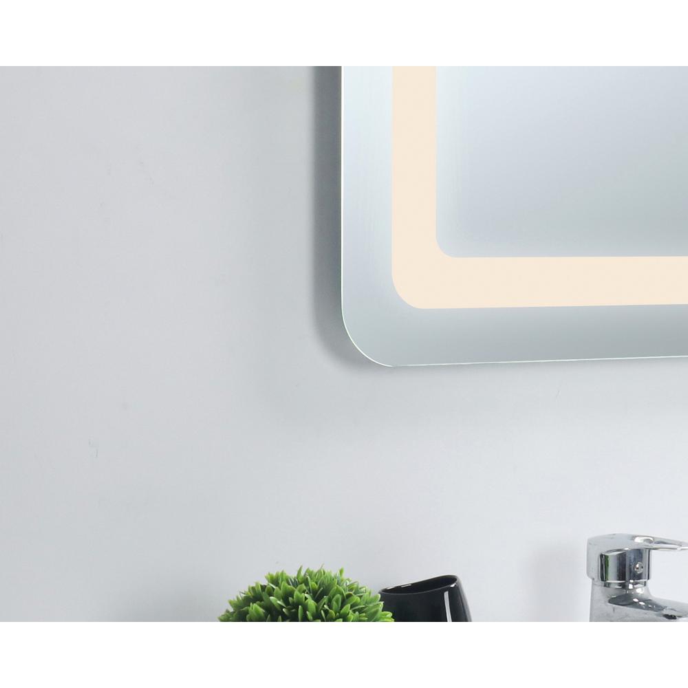 Genesis 36in x 36in soft edge LED mirror. Picture 5