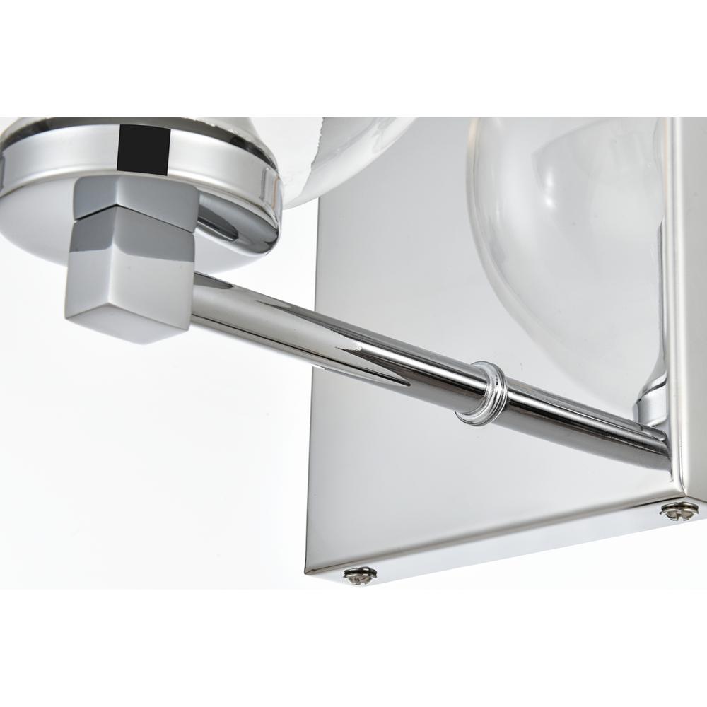 Juelz 1 light Chrome and Clear Bath Sconce. Picture 6