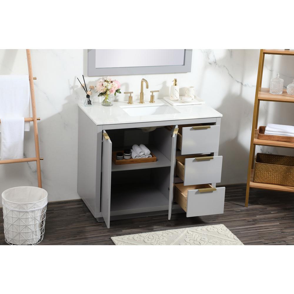 42 inch Single bathroom vanity in grey. Picture 3