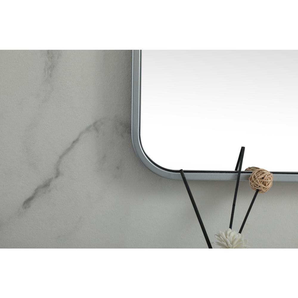Soft corner metal square mirror 30x30 inch in Silver. Picture 5