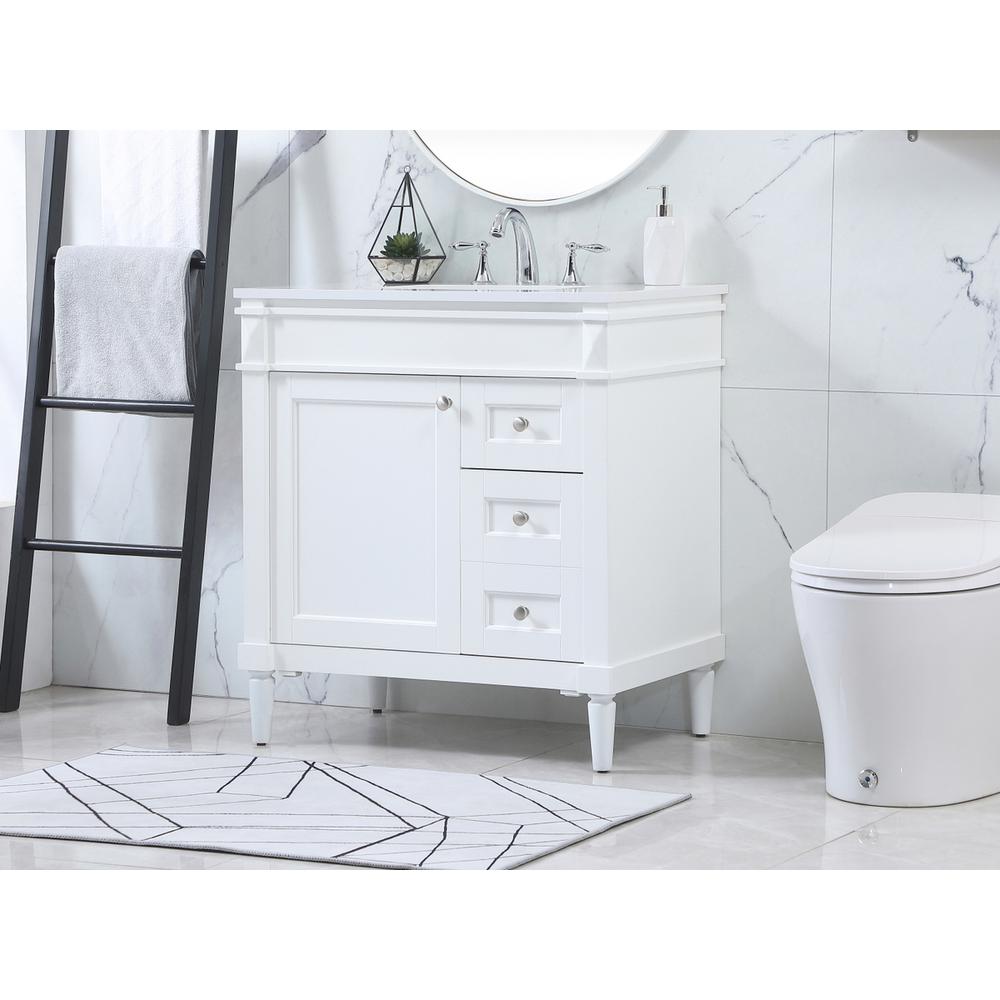 32 inch Single bathroom vanity in white. Picture 2