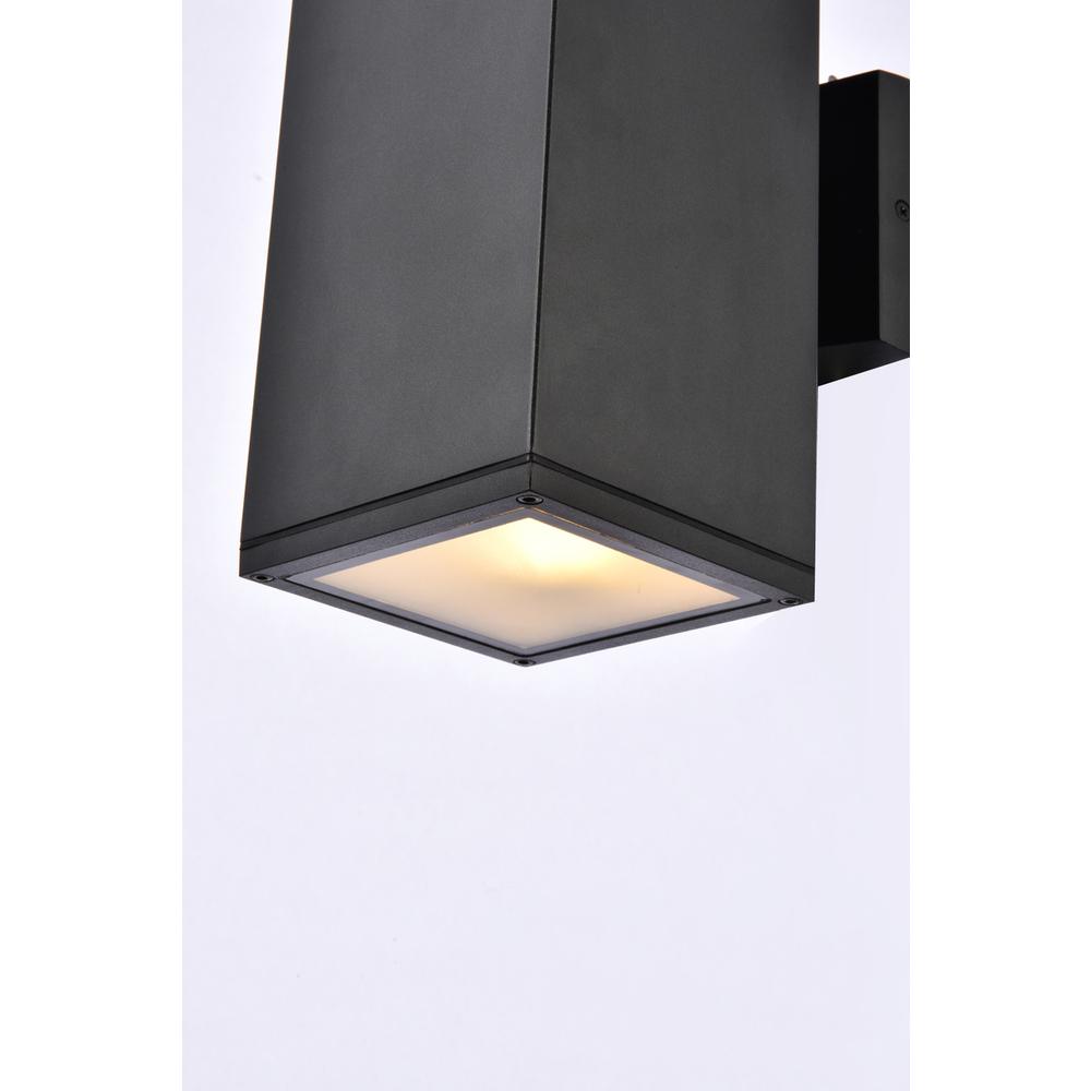 Raine Outdoor Wall in black. Picture 2