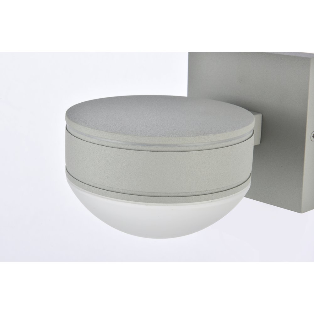 Raine Integrated Led Wall Sconce In Silver. Picture 4