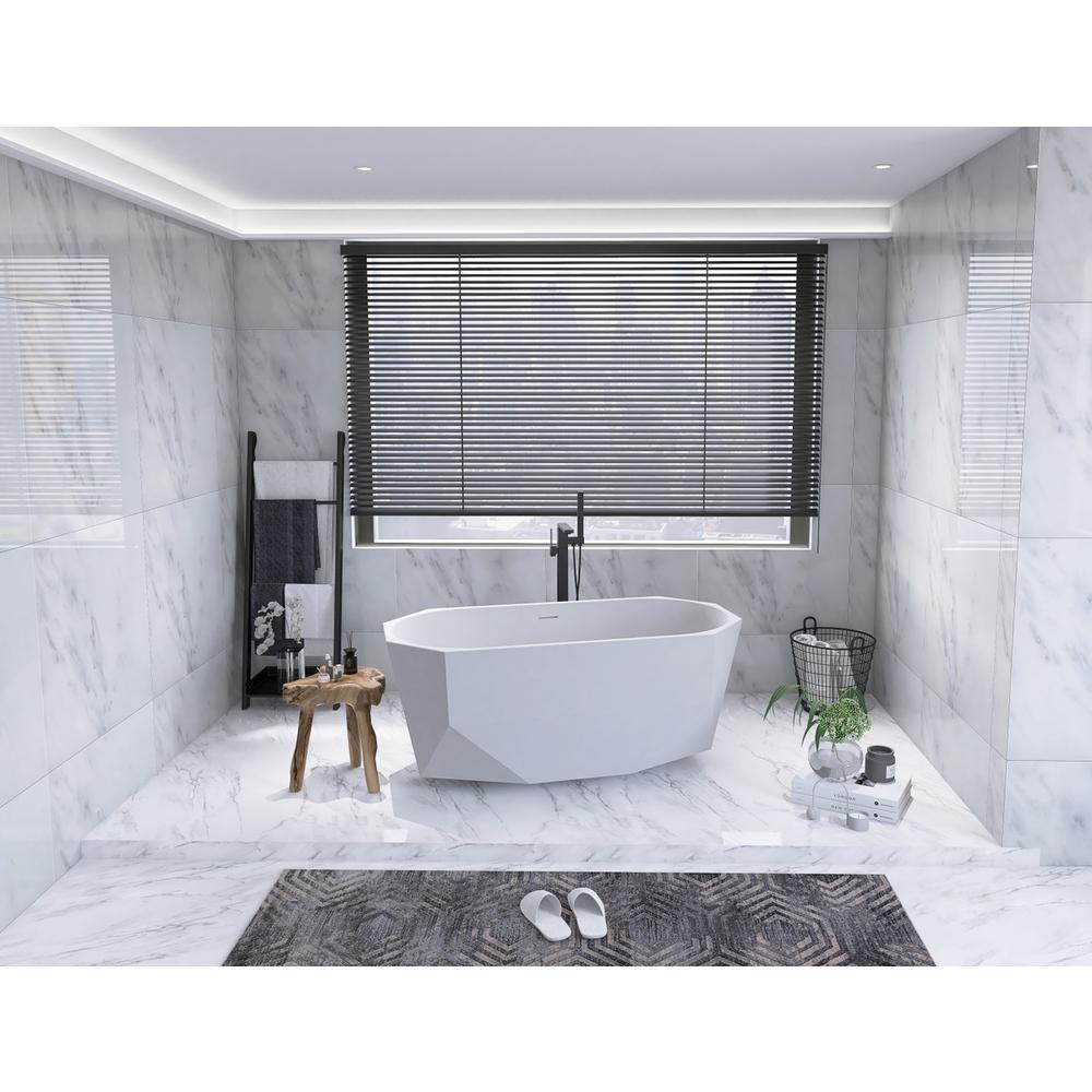 59 inch soaking diamond style bathtub in glossy white. Picture 2